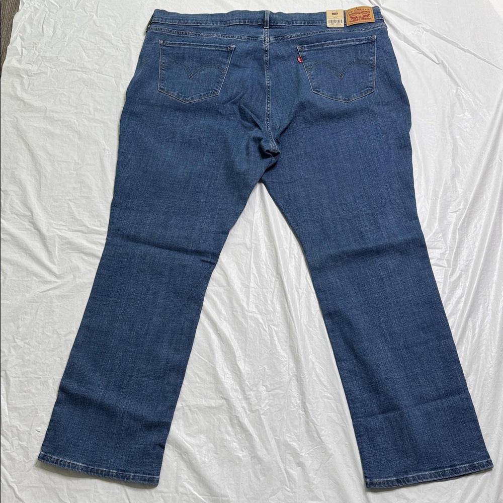 Levi's Women's Classic Straight Mid Rise Medium Wash Jeans. Size 24W. New - Picture 7 of 7